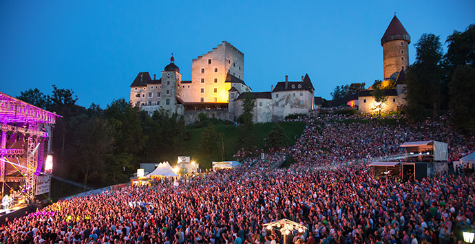 Burg Clam Pressefoto