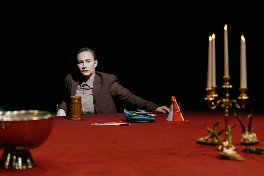 Eskalationsmaschinen Foto Viktoria Nazarova