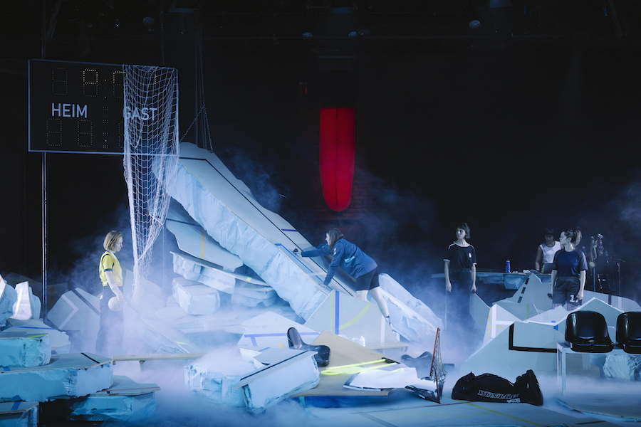 mundtot Uraufführung