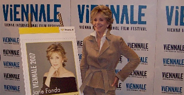 Jane Fonda im O-Ton über Alter, Krieg und Vater-Land