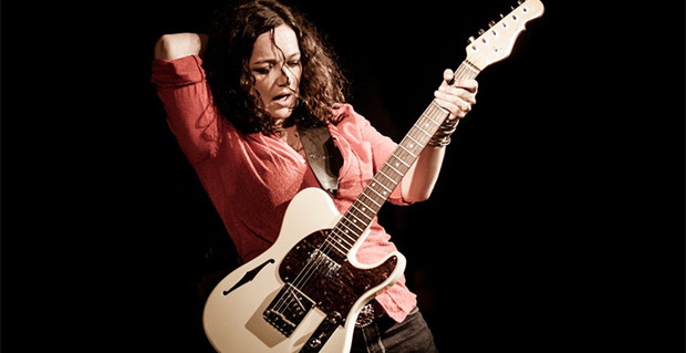 Meena Cryle & The Chris Fillmore Band: Live In Concert