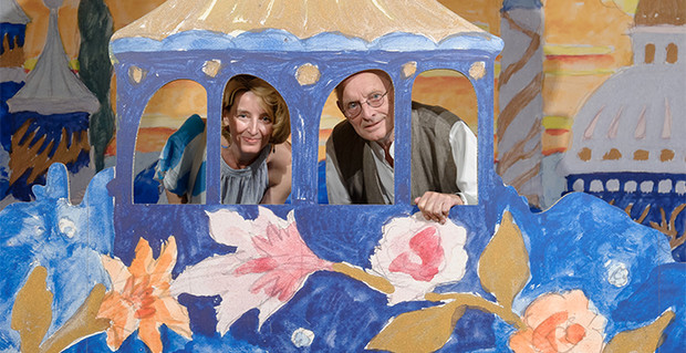 Kunst kindlich erleben: Schneckenhaus und Glitzerstein