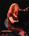 regina-spektor-by-beny-shle