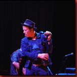 waits_tom2_danny_clinch