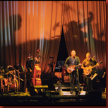 waits_tom3_danny_clinch